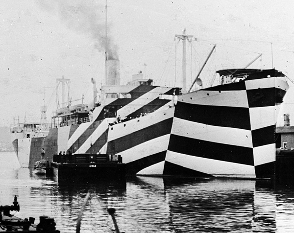 SS West Mahomet in dazzle camouflage (1918)